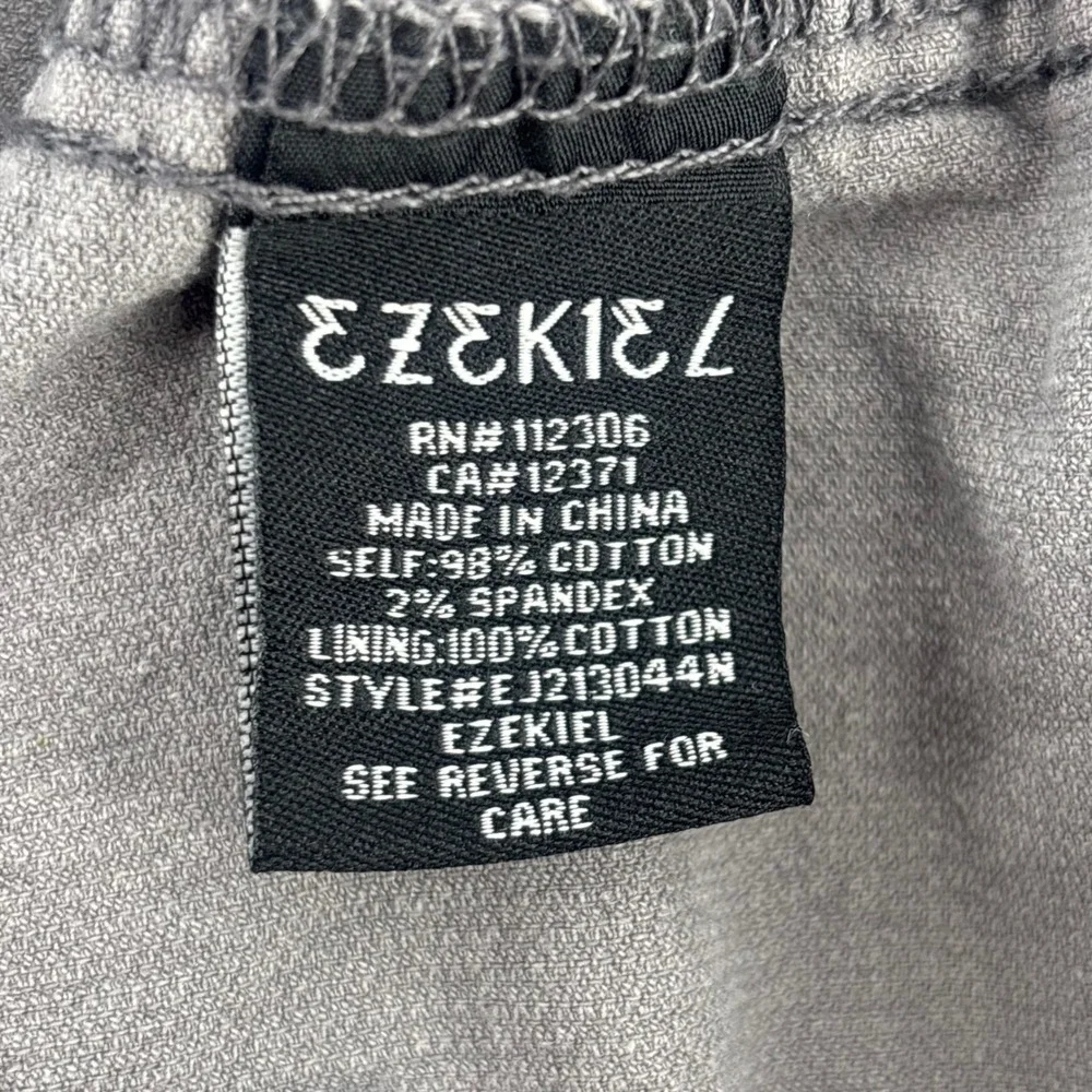 Ezekiel Shirt Jacket Mens Medium Gray Corduroy Flannel Lined EJ213044N Shacket
